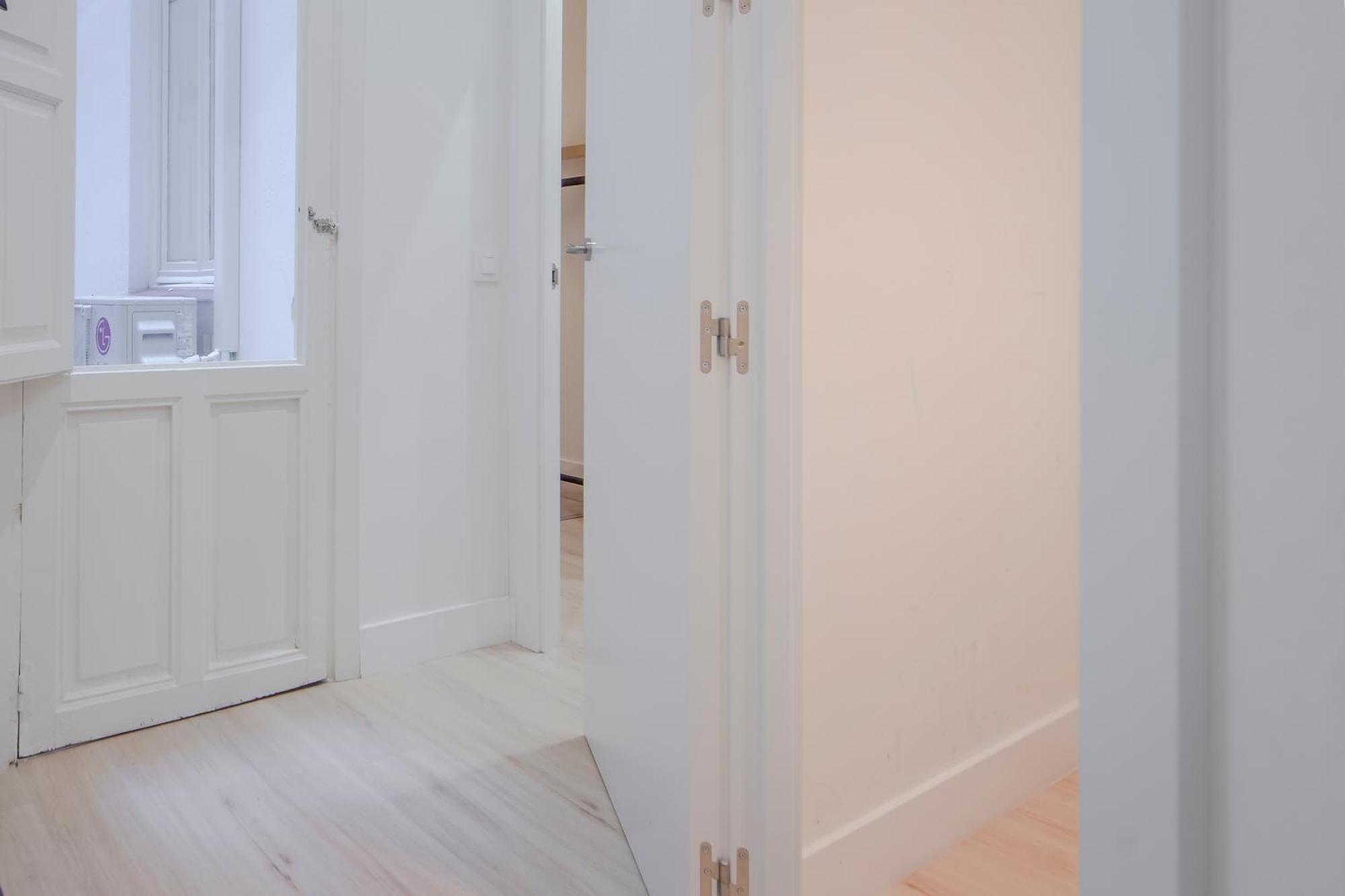 Apartamento Nuevo Apt Para 7 Pax En Malasana - Gran Via E1 Madrid Exterior foto