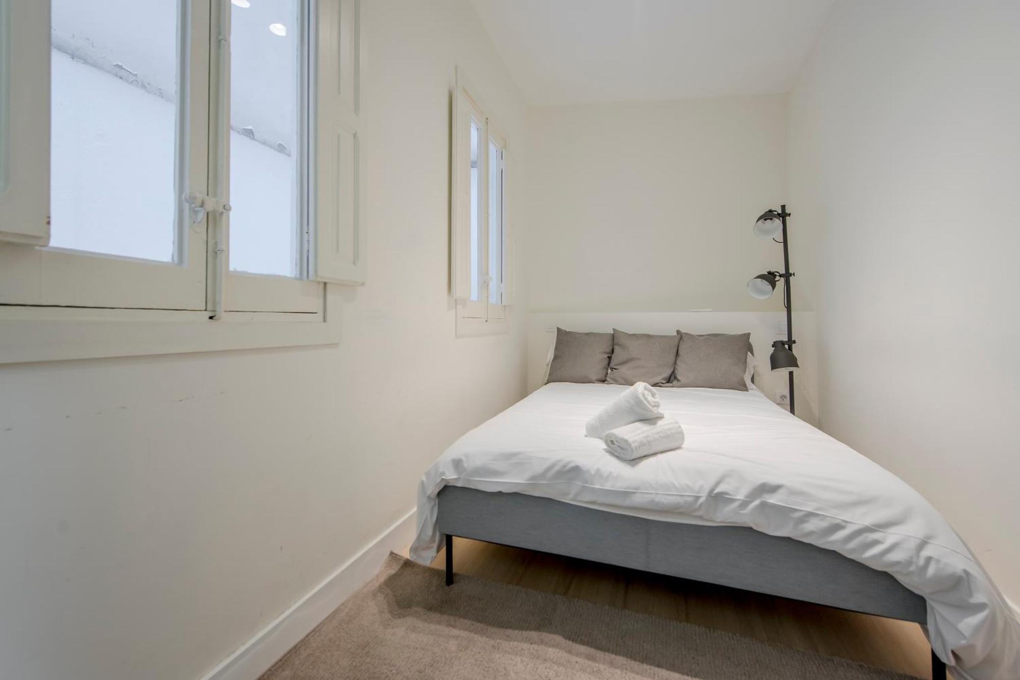 Apartamento Nuevo Apt Para 7 Pax En Malasana - Gran Via E1 Madrid Exterior foto