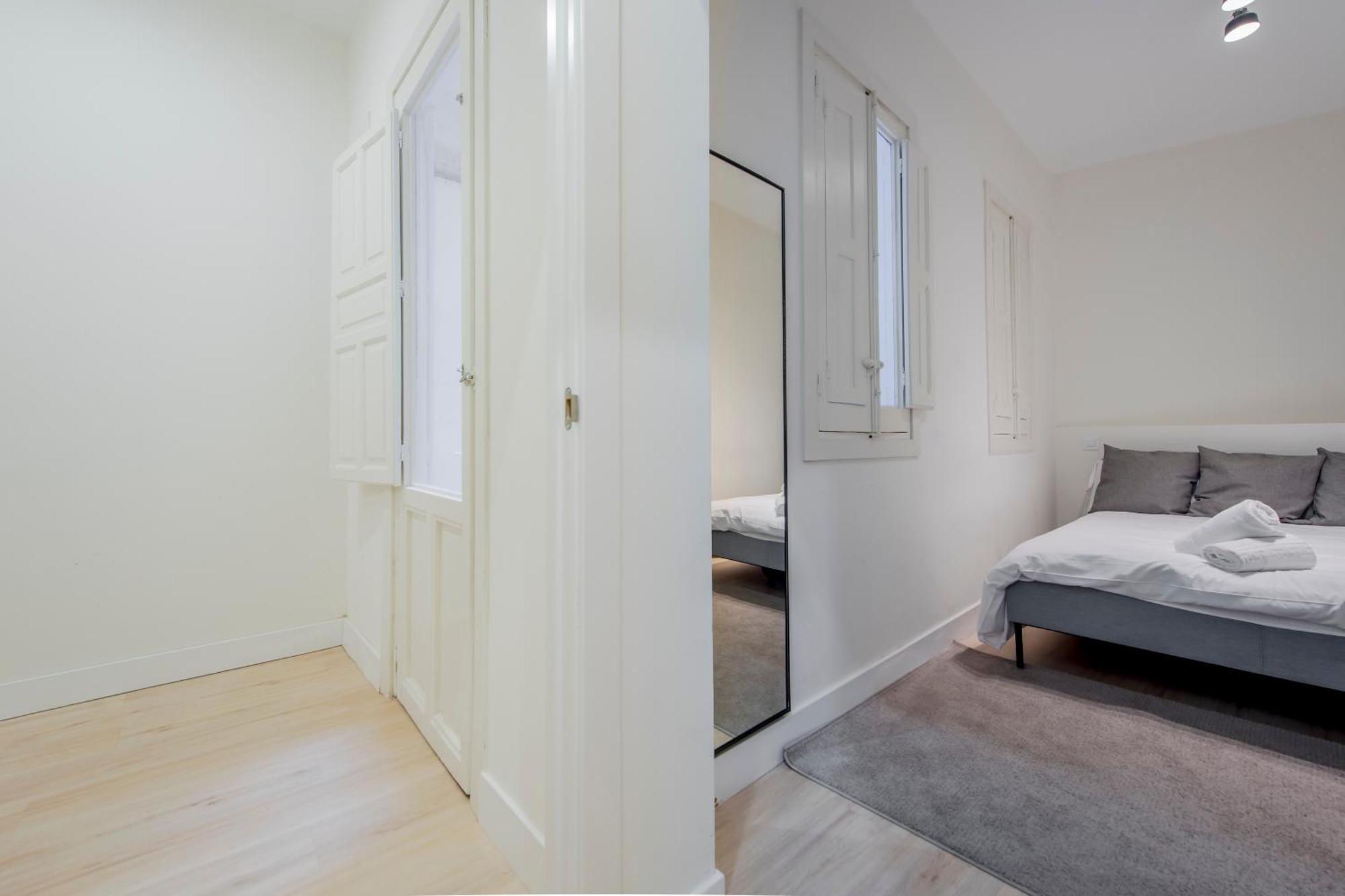 Apartamento Nuevo Apt Para 7 Pax En Malasana - Gran Via E1 Madrid Exterior foto